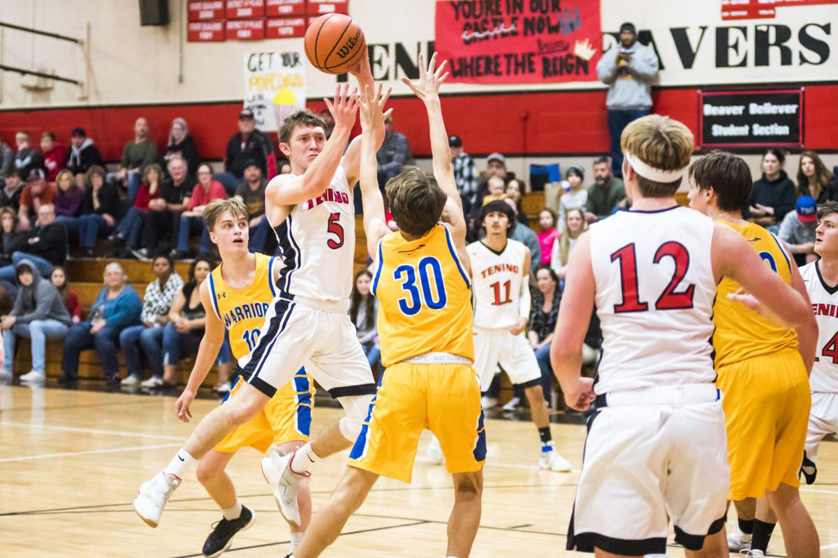 200102.sports.tenino.basketball.jpg
